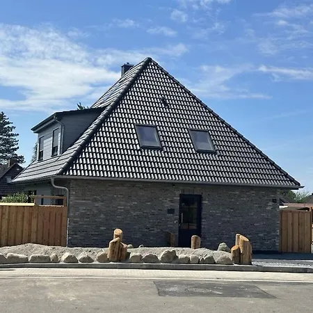 別荘 Wikingerhuus Comfortable Tönning